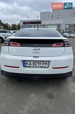 Хэтчбек Chevrolet Volt 2012 в 