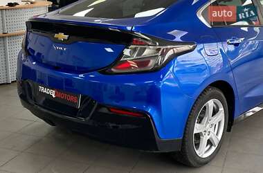 Хэтчбек Chevrolet Volt 2017 в 