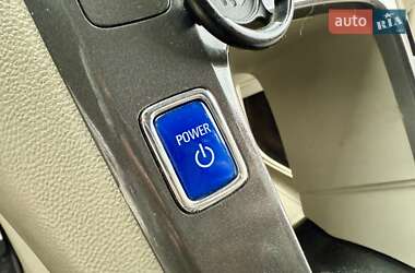 Хэтчбек Chevrolet Volt 2013 в 