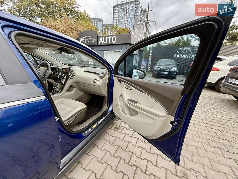 Хэтчбек Chevrolet Volt 2013 в Одессе