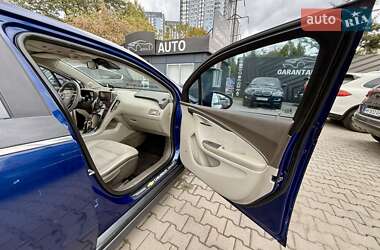 Хэтчбек Chevrolet Volt 2013 в 