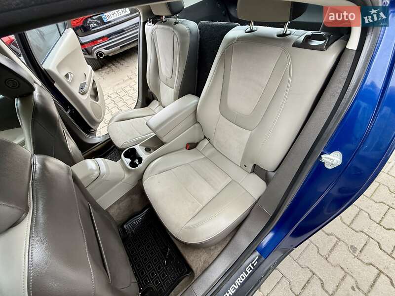 Хэтчбек Chevrolet Volt 2013 в Одессе