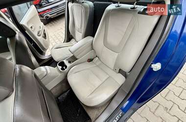 Хэтчбек Chevrolet Volt 2013 в 