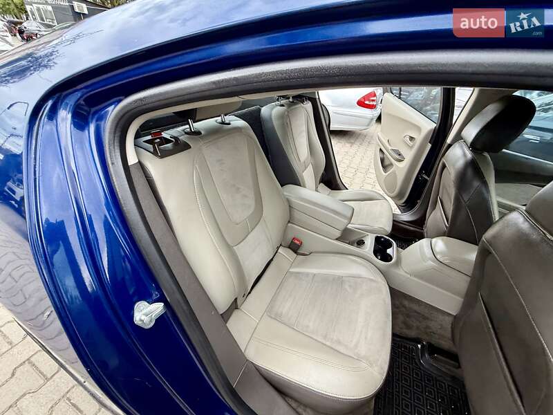 Хэтчбек Chevrolet Volt 2013 в Одессе
