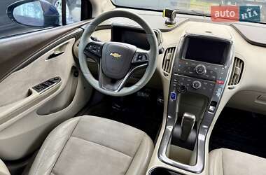 Хэтчбек Chevrolet Volt 2013 в 