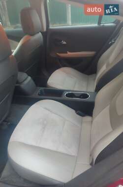 Хэтчбек Chevrolet Volt 2012 в 