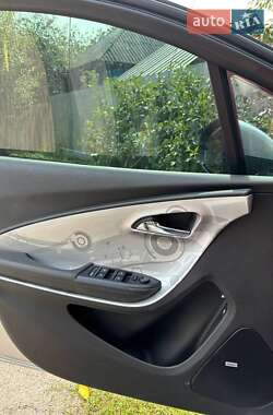 Хэтчбек Chevrolet Volt 2010 в Конотопе