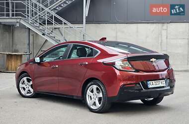 Хэтчбек Chevrolet Volt 2016 в 