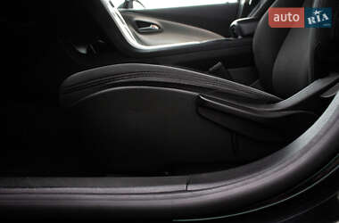 Хетчбек Chevrolet Volt 2012 в  фото 29 Хетчбек Chevrolet Volt 2012 в
