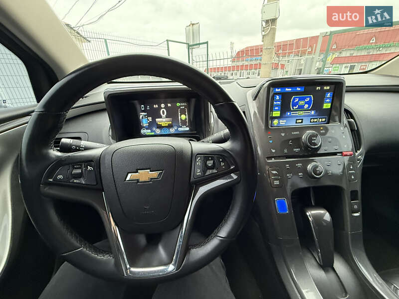 Хэтчбек Chevrolet Volt 2011 в Киеве