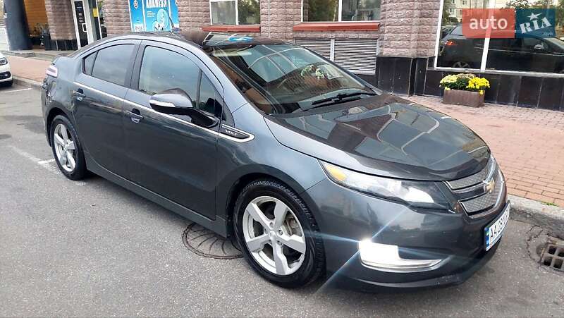 Хэтчбек Chevrolet Volt 2012 в Киеве фото Хэтчбек Chevrolet Volt 2012 в Киеве