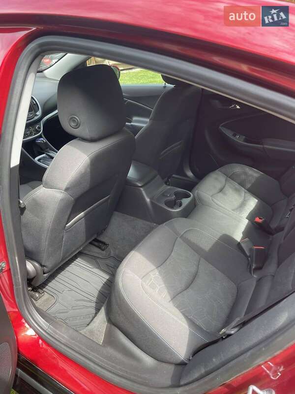 Хэтчбек Chevrolet Volt 2018 в Золочеве фото 9 Хэтчбек Chevrolet Volt 2018 в Золочеве