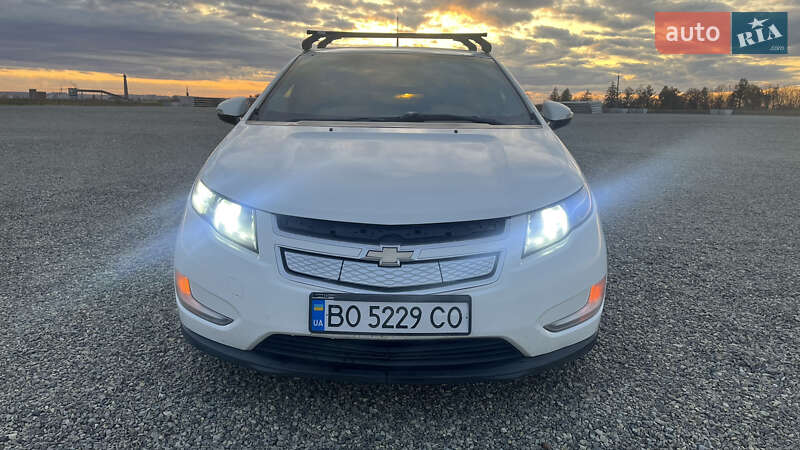 Хэтчбек Chevrolet Volt 2014 в Тернополе