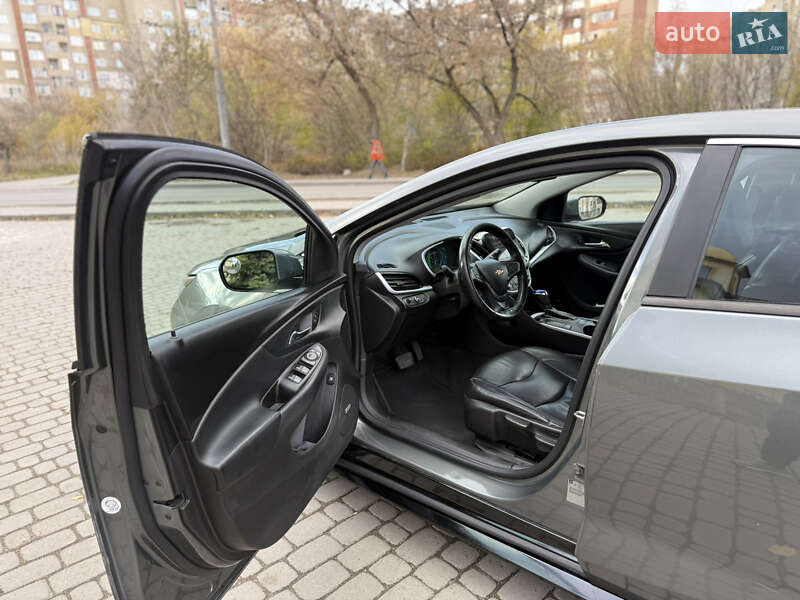 Хэтчбек Chevrolet Volt 2017 в Ивано-Франковске