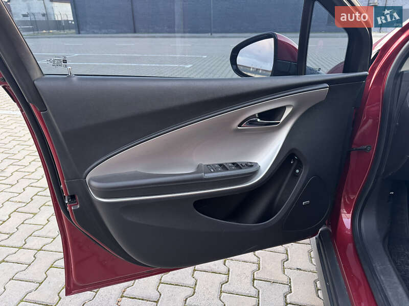 Хэтчбек Chevrolet Volt 2012 в Ивано-Франковске фото 31 Хэтчбек Chevrolet Volt 2012 в Ивано-Франковске