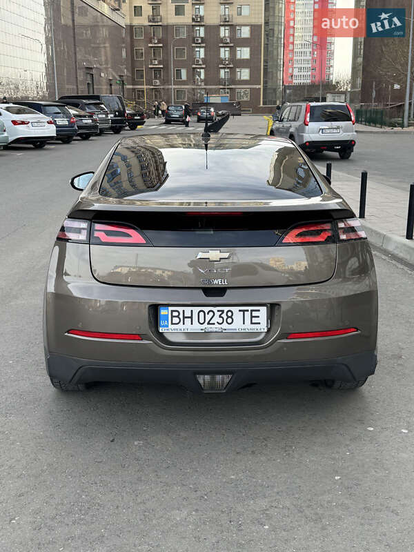 Хэтчбек Chevrolet Volt 2014 в Одессе фото 5 Хэтчбек Chevrolet Volt 2014 в Одессе