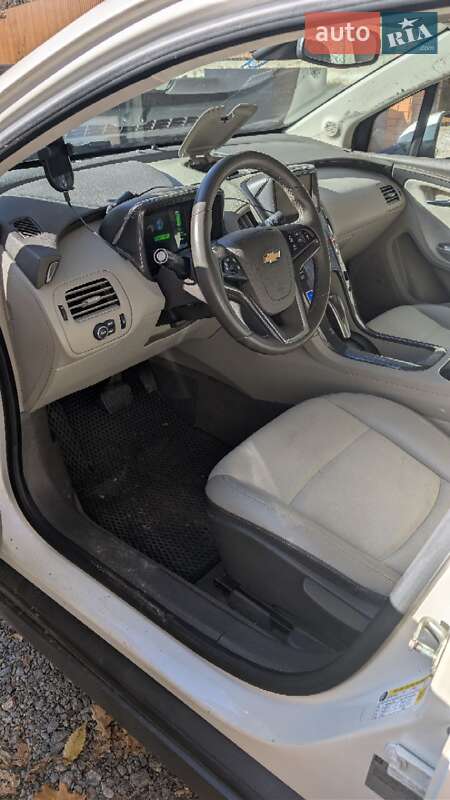 Хэтчбек Chevrolet Volt 2014 в Виннице фото 9 Хэтчбек Chevrolet Volt 2014 в Виннице