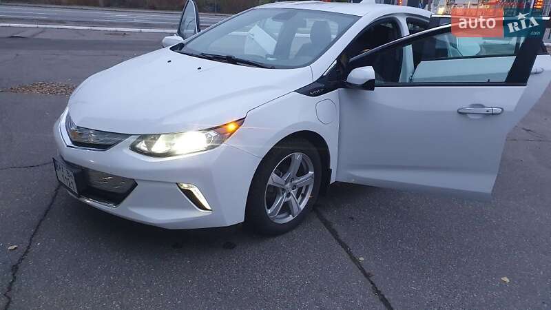 Хэтчбек Chevrolet Volt 2017 в Харькове
