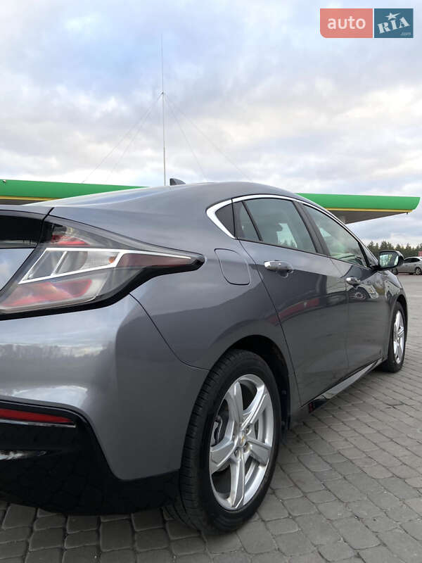 Хетчбек Chevrolet Volt 2017 в Кам'янському