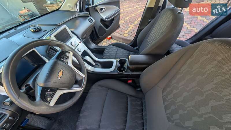 Хэтчбек Chevrolet Volt 2011 в Раздельной фото 24 Хэтчбек Chevrolet Volt 2011 в Раздельной