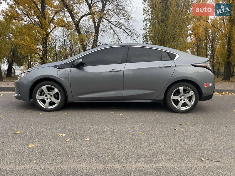 Хэтчбек Chevrolet Volt 2018 в Черкассах фото 4 Хэтчбек Chevrolet Volt 2018 в Черкассах