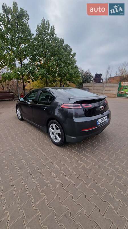 Хэтчбек Chevrolet Volt 2014 в Кривом Роге