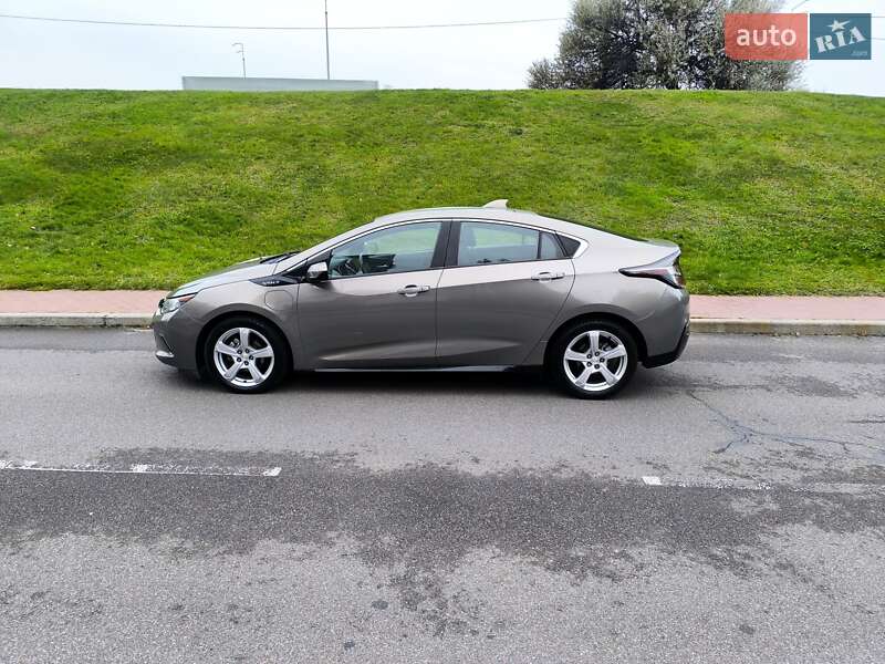 Хэтчбек Chevrolet Volt 2017 в Киеве фото 10 Хэтчбек Chevrolet Volt 2017 в Киеве