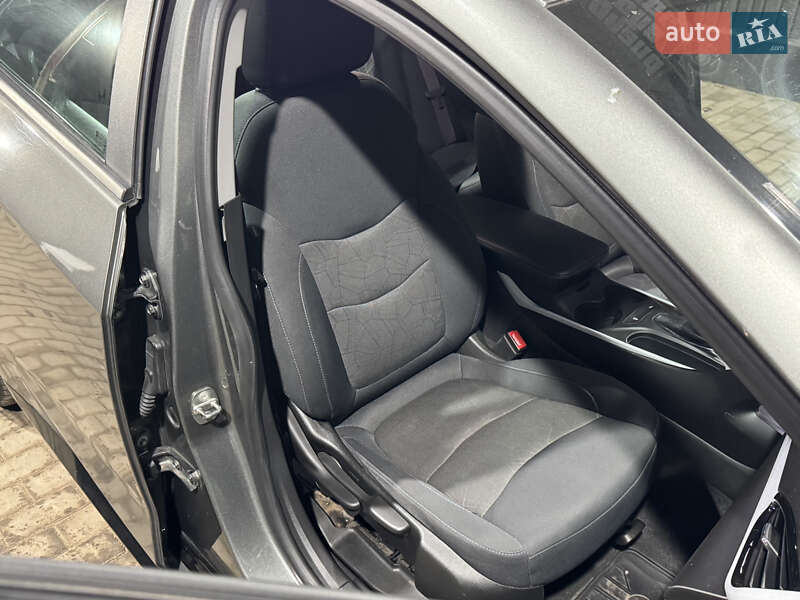 Хэтчбек Chevrolet Volt 2016 в Одессе