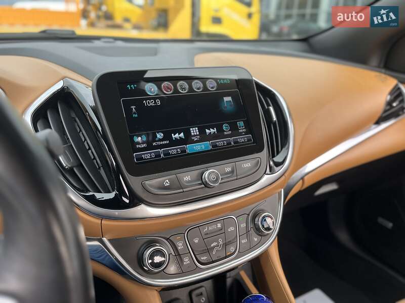 Хэтчбек Chevrolet Volt 2017 в Днепре