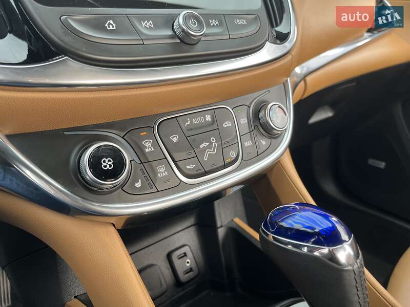 Хэтчбек Chevrolet Volt 2017 в Днепре