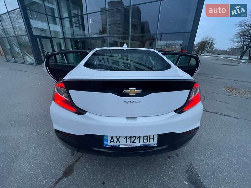 Хэтчбек Chevrolet Volt 2017 в Харькове