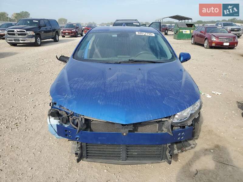 Хетчбек Chevrolet Volt 2016 в Львові