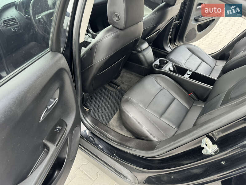 Хетчбек Chevrolet Volt 2014 в Хмельницькому фото 16 Хетчбек Chevrolet Volt 2014 в Хмельницькому