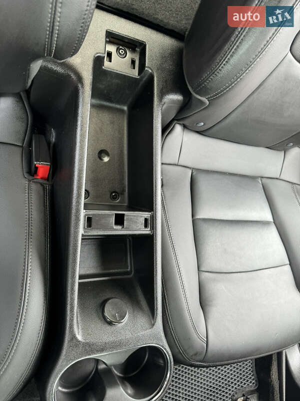 Хетчбек Chevrolet Volt 2014 в Хмельницькому фото 15 Хетчбек Chevrolet Volt 2014 в Хмельницькому