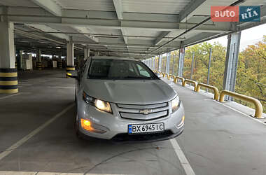 Хэтчбек Chevrolet Volt 2015 в Киеве