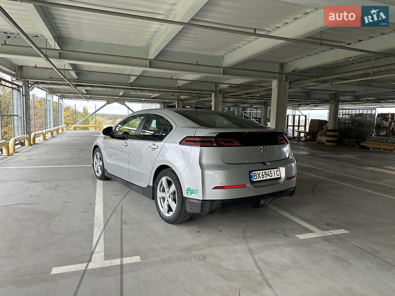Хэтчбек Chevrolet Volt 2015 в Киеве фото 5 Хэтчбек Chevrolet Volt 2015 в Киеве