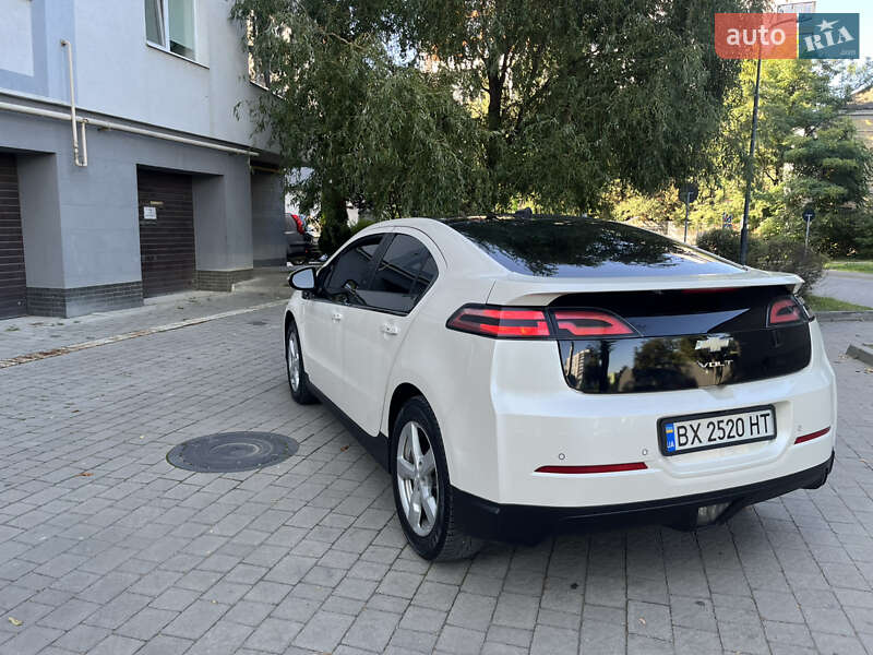 Хетчбек Chevrolet Volt 2011 в Івано-Франківську