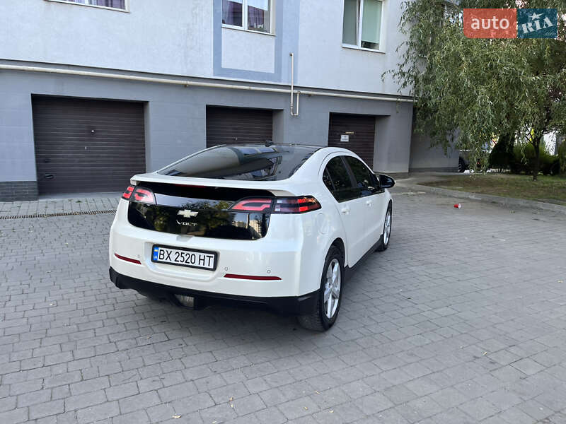 Хетчбек Chevrolet Volt 2011 в Івано-Франківську
