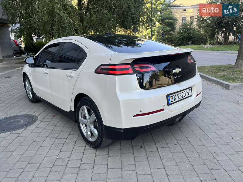 Хетчбек Chevrolet Volt 2011 в Івано-Франківську