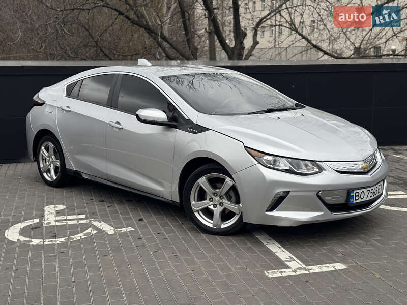 Хетчбек Chevrolet Volt 2016 в Києві