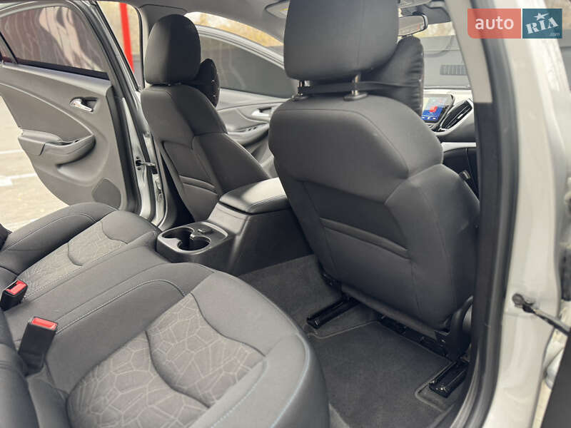 Хетчбек Chevrolet Volt 2016 в Києві