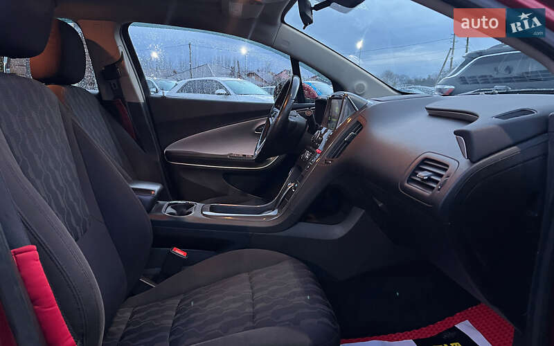 Хэтчбек Chevrolet Volt 2014 в Коломые