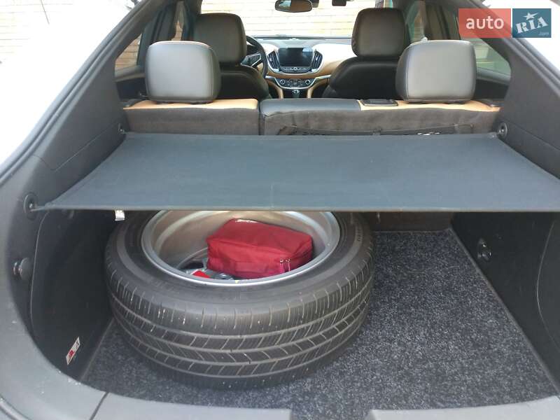 Хэтчбек Chevrolet Volt 2016 в Киеве фото 13 Хэтчбек Chevrolet Volt 2016 в Киеве