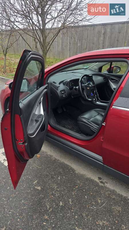 Хэтчбек Chevrolet Volt 2012 в Киеве