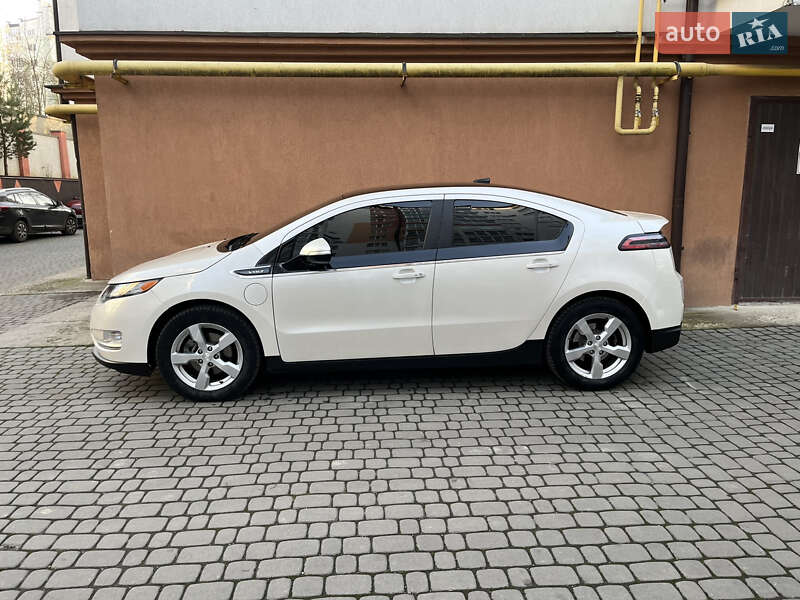 Хетчбек Chevrolet Volt 2011 в Тульчині