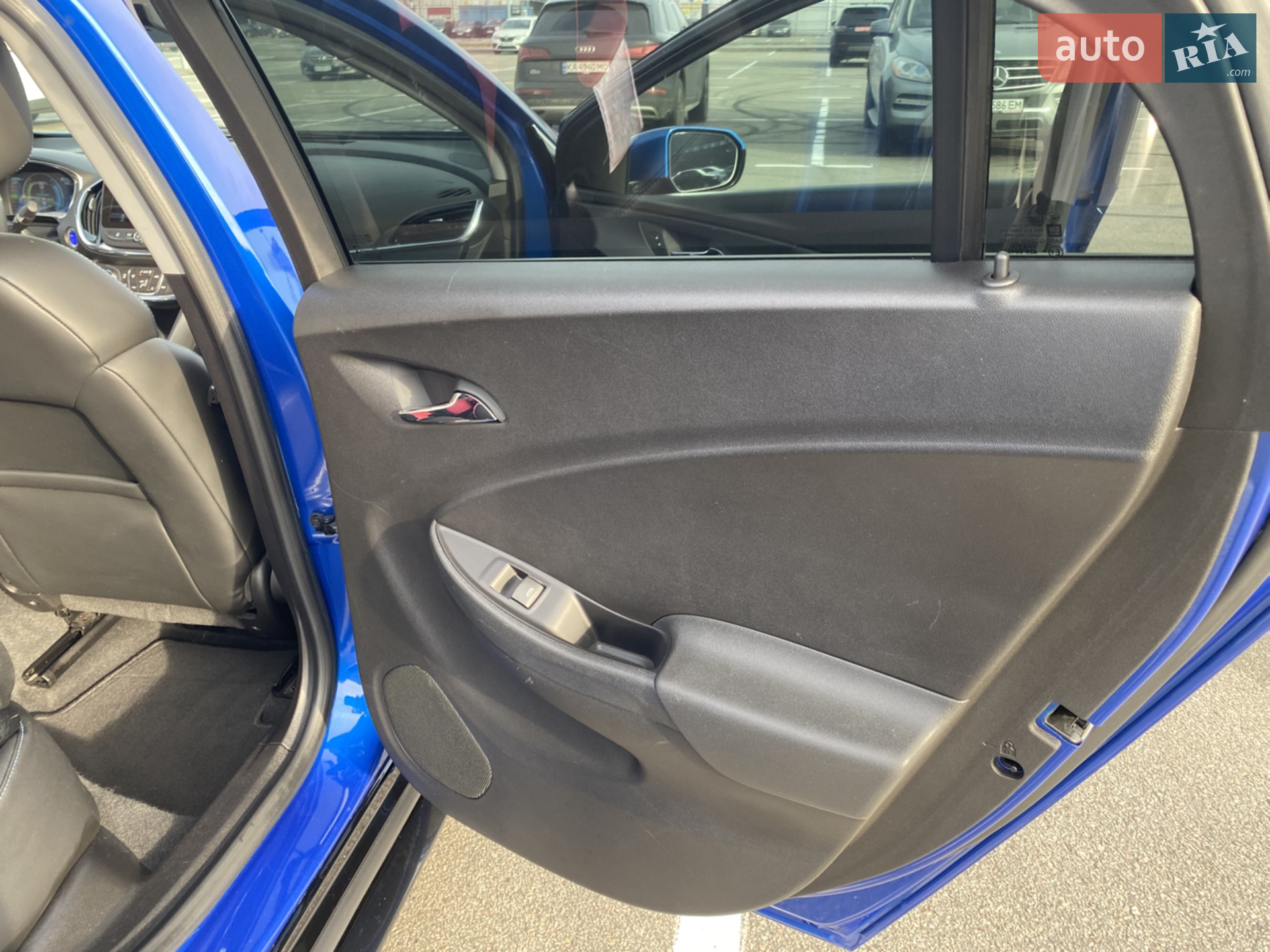 2017 Chevrolet Volt - мініатюра 16