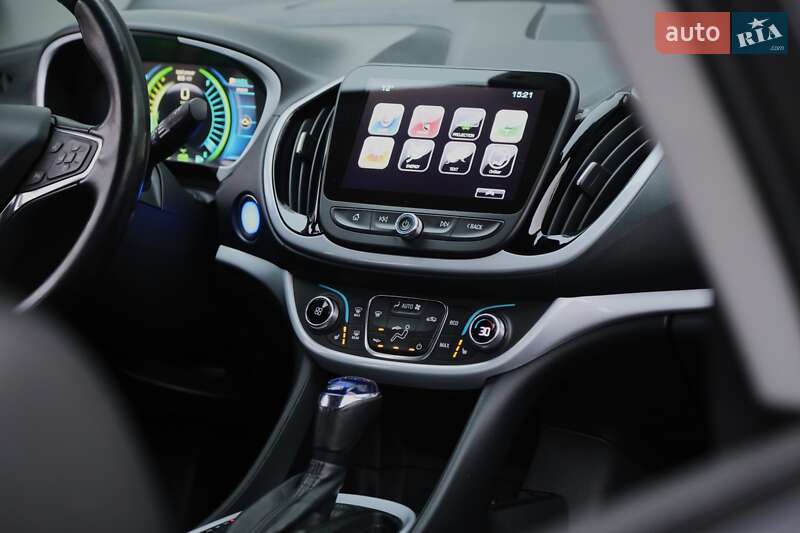 Хетчбек Chevrolet Volt 2016 в Києві