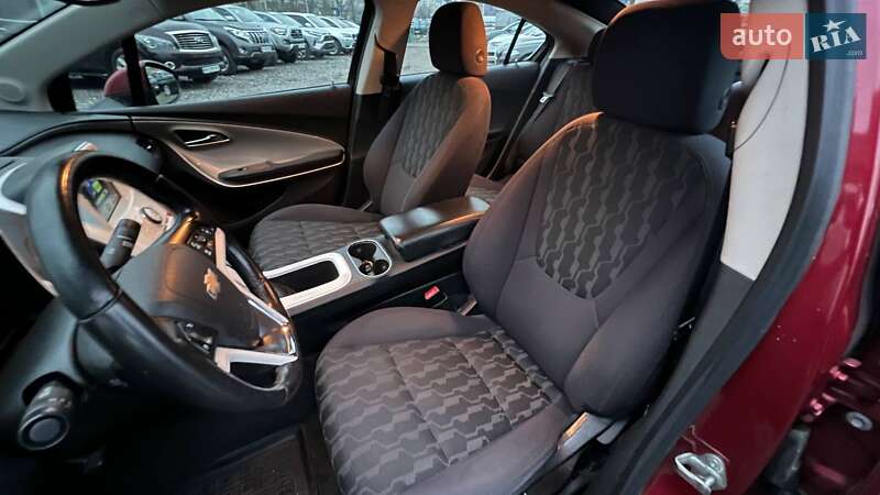 Хетчбек Chevrolet Volt 2012 в Києві