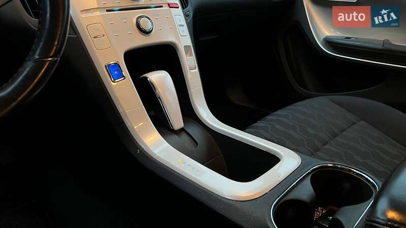 Хетчбек Chevrolet Volt 2012 в Києві