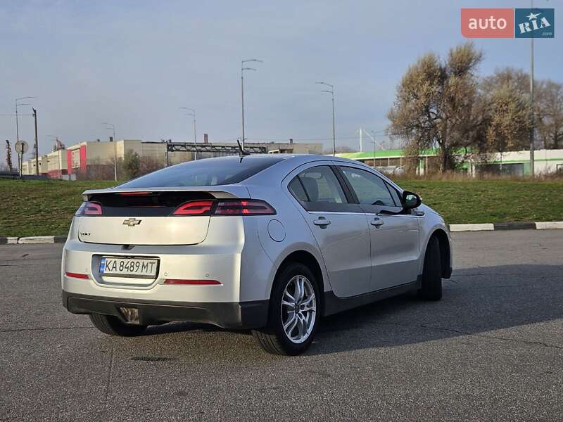 Хетчбек Chevrolet Volt 2013 в Києві фото 9 Хетчбек Chevrolet Volt 2013 в Києві